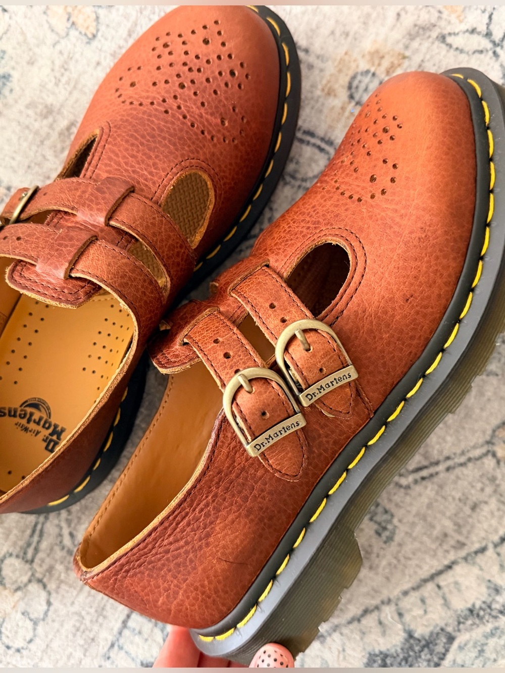 Dr. Martens MaryJane Ambassador size 7 ladies Brown/Tan Leather Shoes - Picture 2 of 5